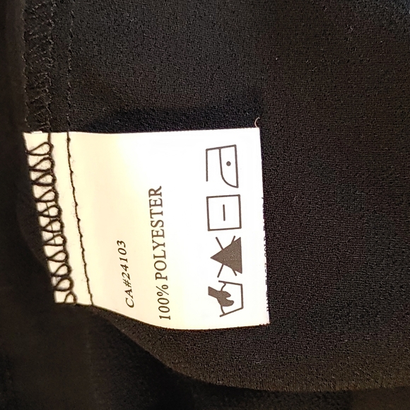 Red Coral Flowy Feminine Women's Top - Picture 4 of 5